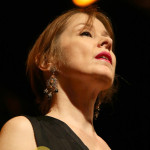 Suzanne Vega beim Würzburger Hafensommer