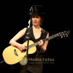 Suzanne Vega beim Würzburger Hafensommer